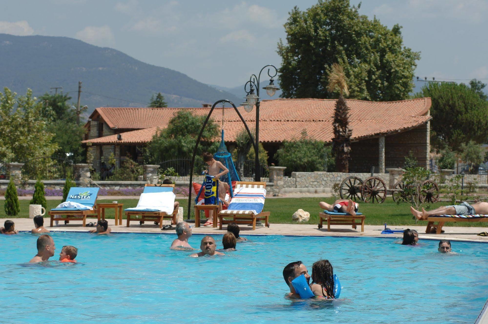 Gure Saruhan Thermal Akçay Exteriör bild